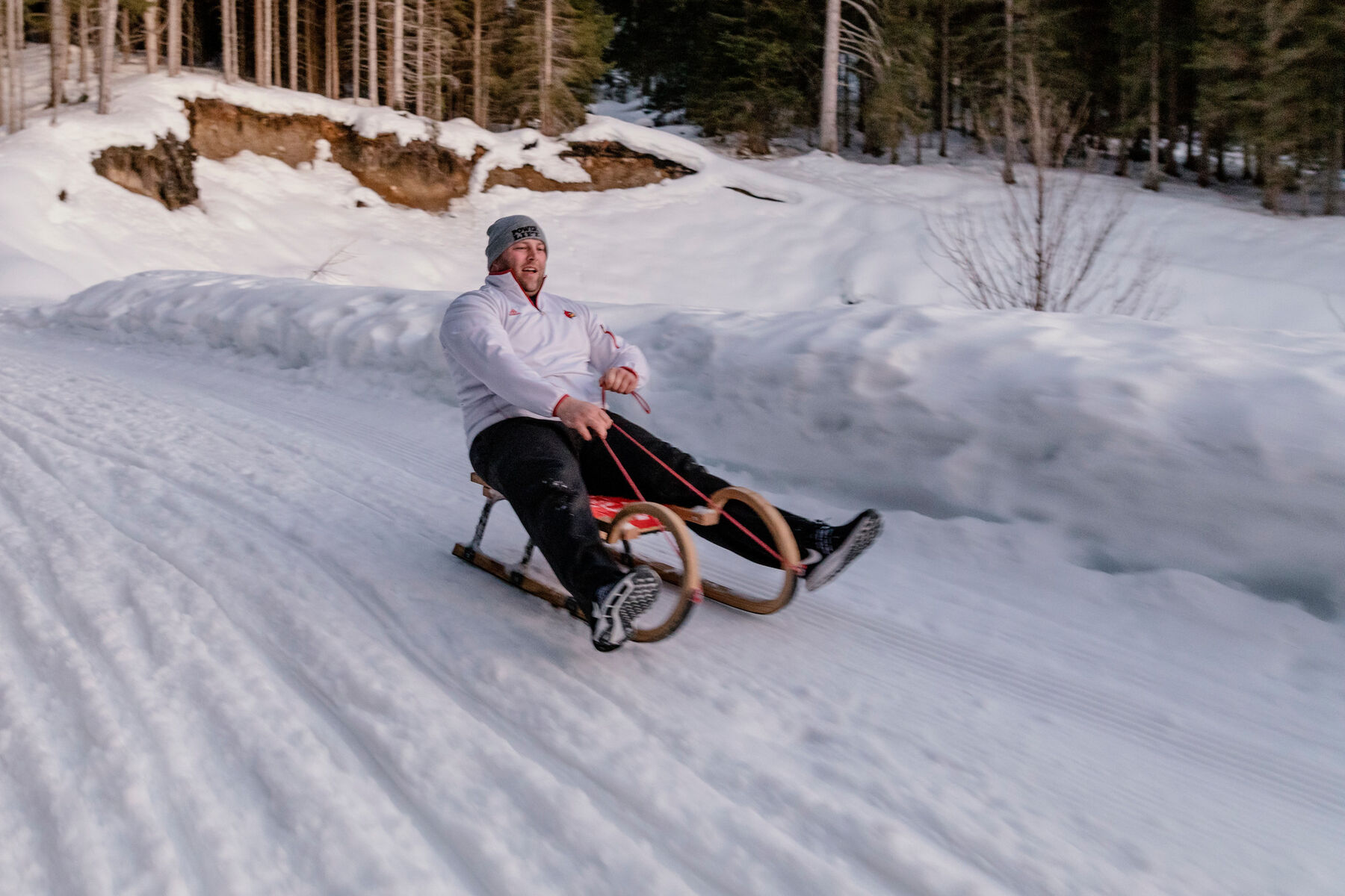 Rodeln und Snowtubing - Tourismusinformation Russbach